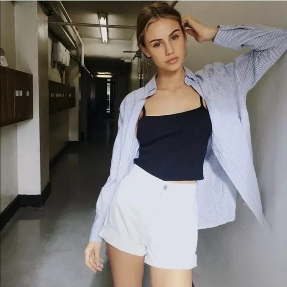 Brandy Melville Tops Nwt Brandy Melville Isabella Top Poshmark